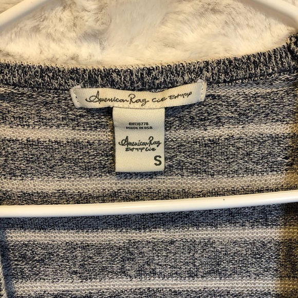 American Rag Cardigan - Picture 3 of 3